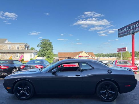 Used 2013 Dodge Challenger R/T Plus RWD image 6