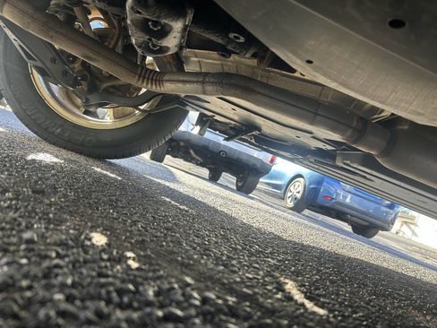 Used 2014 Subaru Forester 2.5i Premium w/ All-Weather Package image 23