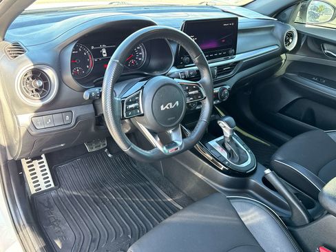 Used 2023 Kia Forte GT-Line FWD image 10