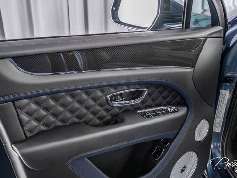 Used 2023 Bentley Bentayga Speed image 35