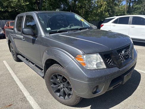 Used 2021 Nissan Frontier SV w/ Midnight Edition Floor Mats AWD/4WD image 1