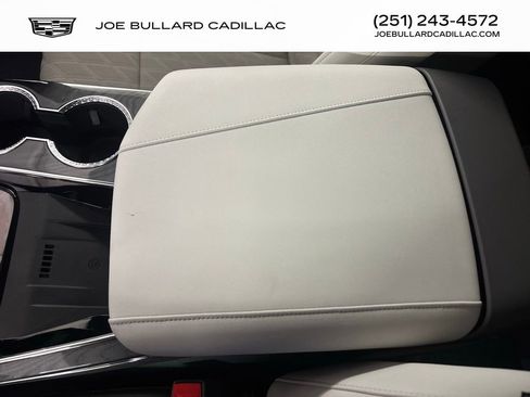 New 2026 Cadillac Escalade IQ Luxury 1 w/ LPO, Floor Liner Package image 39