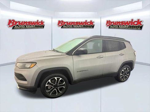 Certified 2023 Jeep Compass Limited image 2