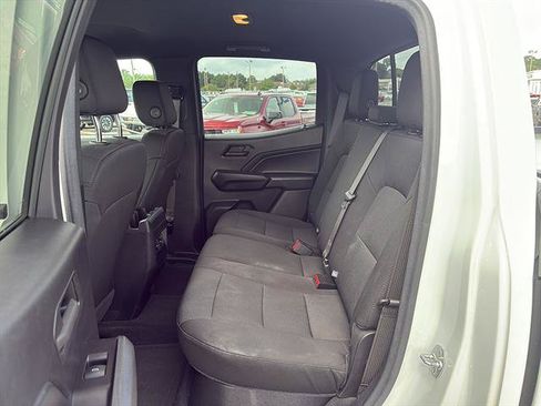Used 2024 Chevrolet Colorado Trail Boss w/ Advanced Trailering Package AWD/4WD image 18
