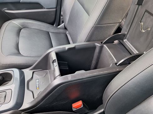 Used 2020 Chevrolet Colorado Z71 image 27