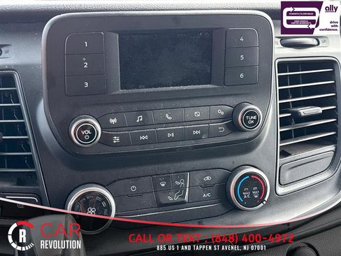 Used 2023 Ford Transit 250 Medium Roof AWD image 12