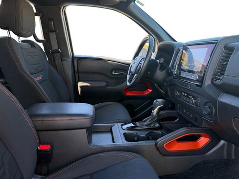 Used 2023 Nissan Frontier Pro-X w/ Technology Package image 14