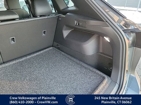 New 2026 Volkswagen Tiguan SE R-Line image 51