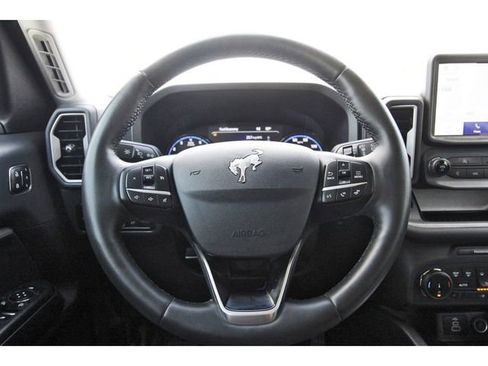 Used 2024 Ford Bronco Sport Outer Banks w/ Tech Package image 14