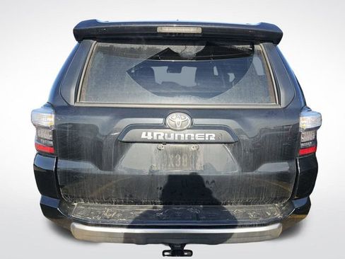 Used 2024 Toyota 4Runner TRD Off-Road Premium image 5