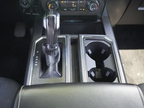 Used 2018 Ford F150 XLT w/ Equipment Group 302A Luxury AWD/4WD image 21