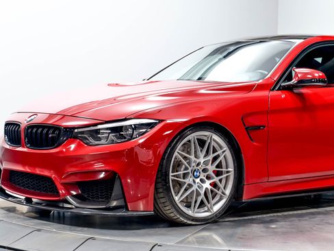 Used 2020 BMW M4 Coupe w/ Competition Package RWD image 4