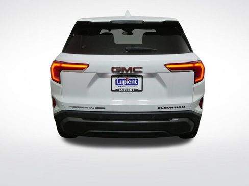 Used 2025 GMC Terrain Elevation AWD/4WD image 4