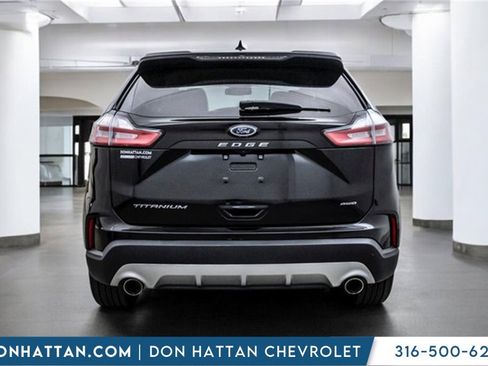 Used 2022 Ford Edge Titanium image 34