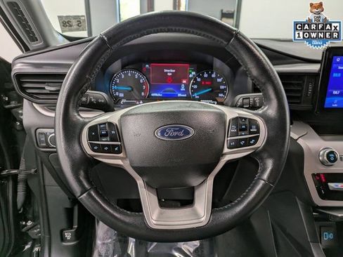 Certified 2023 Ford Explorer XLT w/ Class IV Trailer Tow Package image 19