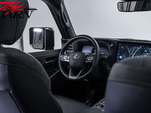 Used 2024 Lexus GX 550 AWD/4WD image 47
