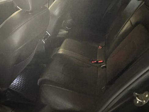 Used 2010 Audi A4 2.0T Prestige image 8