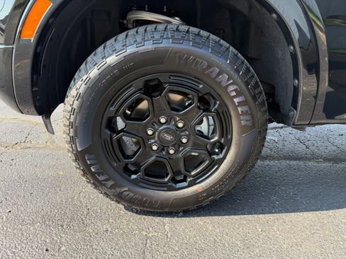 New 2025 Ford Ranger XLT w/ Equipment Group 301A High image 18