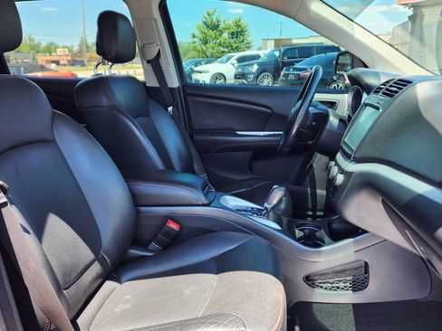 Used 2018 Dodge Journey GT AWD/4WD image 19