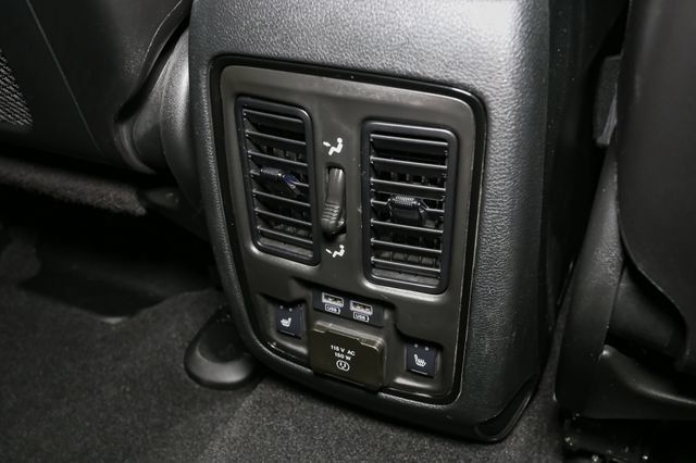 Used 2025 Dodge Durango R/T w/ Blacktop Package AWD/4WD image 24