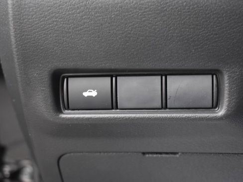 New 2026 Nissan Sentra SR w/ Floor Mat Package image 26