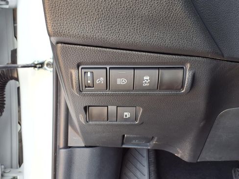 Used 2023 Toyota Corolla Cross AWD Hybrid image 21
