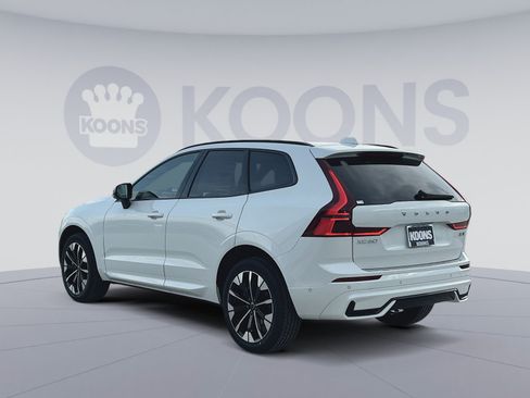 New 2026 Volvo XC60 B5 Plus w/ Protection Package Premier AWD/4WD image 4