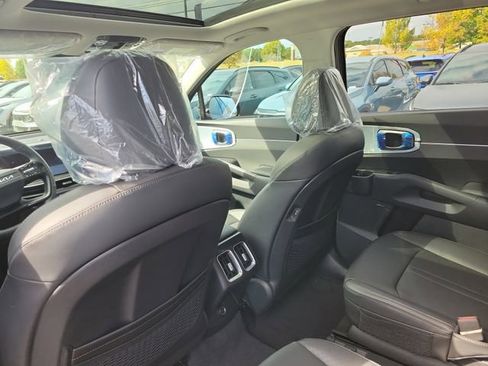 New 2026 Kia Sorento X-Line EX AWD/4WD image 13