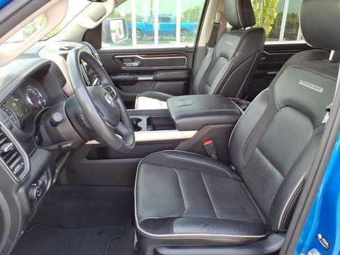 Used 2022 RAM 1500 Laramie AWD/4WD image 14