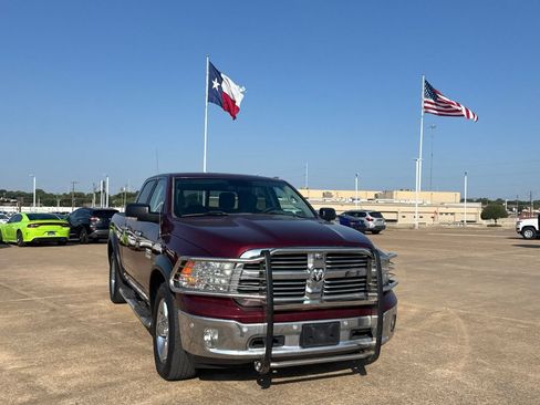 Used 2017 RAM 1500 Lone Star AWD/4WD image 3