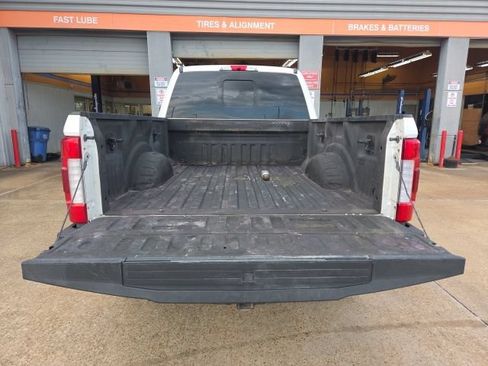Used 2018 Ford F250 King Ranch w/ King Ranch Ultimate Package AWD/4WD image 15