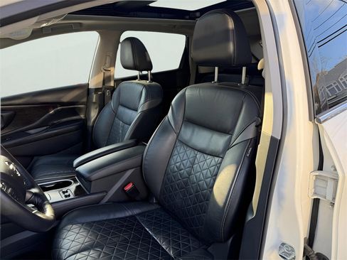 Used 2020 Nissan Murano Platinum image 19