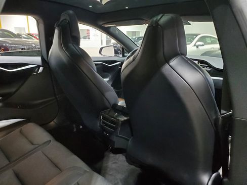 Used 2018 Tesla Model S 75D AWD/4WD image 22