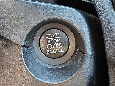 Used 2020 Jeep Compass Latitude w/ Popular Equipment Group image 20