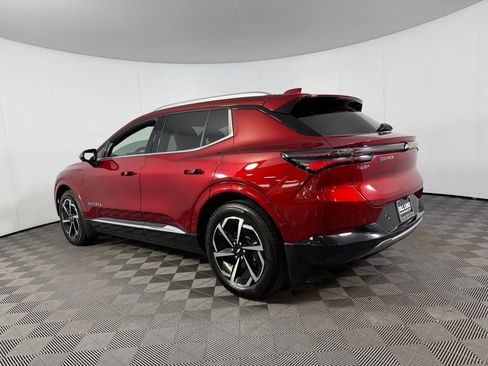 Used 2025 Chevrolet Equinox EV LT w/ Convenience Package image 10