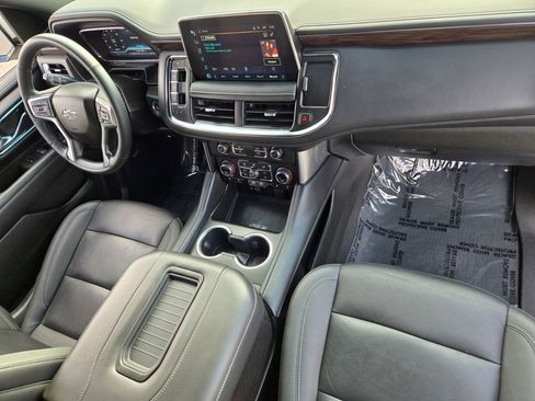 Used 2023 Chevrolet Tahoe Z71 w/ Z71 Off-Road Package image 19