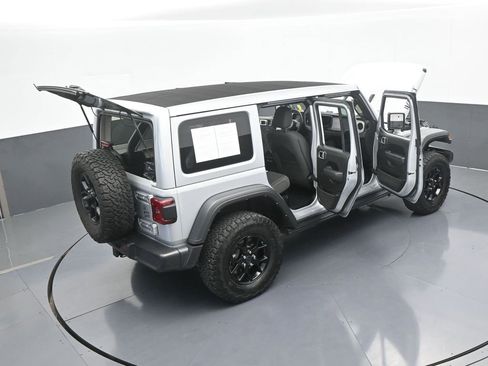 Used 2024 Jeep Wrangler Unlimited image 74
