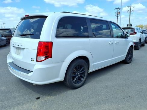 Used 2019 Dodge Grand Caravan GT image 24