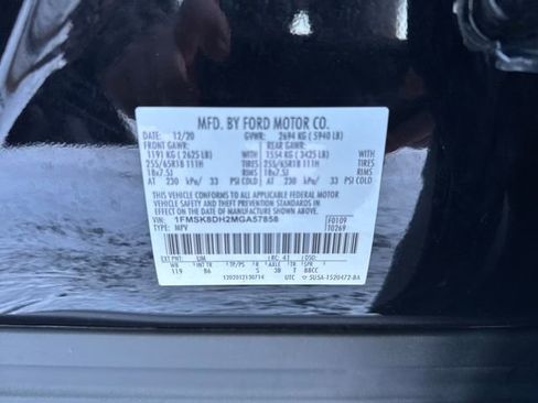 Used 2021 Ford Explorer XLT image 33