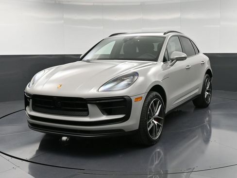 New 2026 Porsche Macan S AWD/4WD image 6