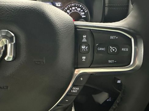 Used 2025 RAM 1500 Laramie AWD/4WD image 20