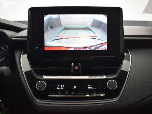 Used 2024 Toyota Corolla LE FWD image 15