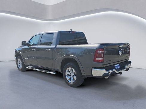 Used 2022 RAM 1500 Laramie AWD/4WD image 5
