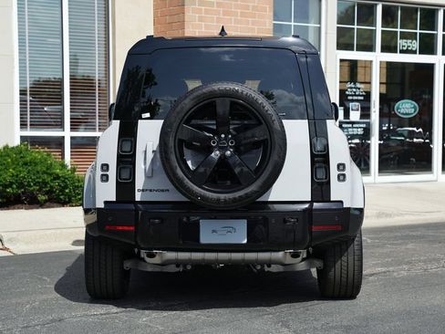 Used 2026 Land Rover Defender 110 X-Dynamic SE AWD/4WD image 5