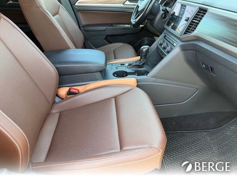 Used 2021 Volkswagen Atlas SE FWD image 12