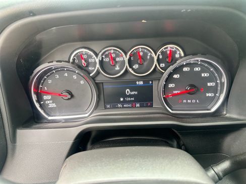 Used 2022 Chevrolet Silverado 1500 Custom Trail Boss w/ Realtree Special Edition AWD/4WD image 4