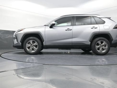 Used 2024 Toyota RAV4 XLE FWD image 34