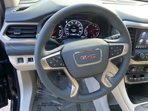 Used 2023 GMC Acadia Denali w/ Denali Ultimate Package image 32