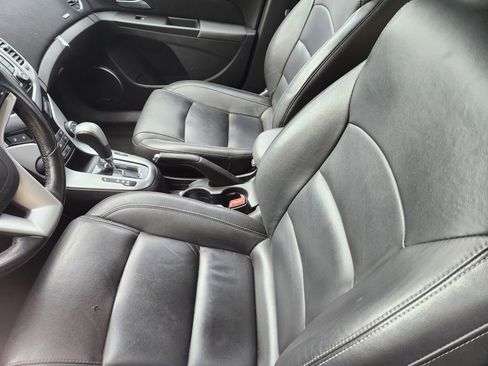 Used 2014 Chevrolet Cruze LT w/ Sun, Sound and Sport Package image 8