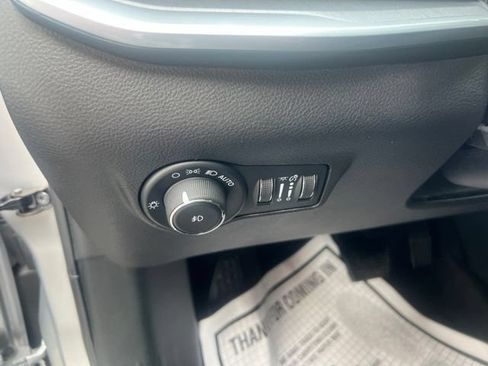Used 2025 Jeep Compass Limited AWD/4WD image 17